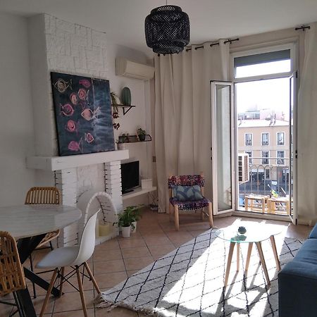 Grand T2 Au Coeur De Ville Avec Vue Sur Quais Et Mer Sète Exterior foto
