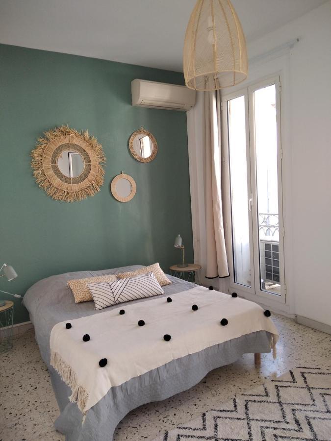 Grand T2 Au Coeur De Ville Avec Vue Sur Quais Et Mer Sète Exterior foto